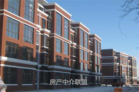 东方御园1楼复式楼出售3室2厅1卫270㎡